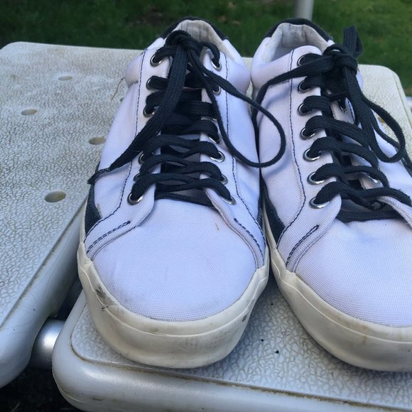 7 for all mankind Men's White canvas shoes size 8 - Picture 2 of 8
